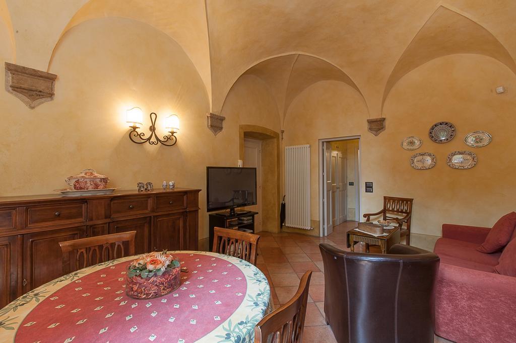 Apartment Residenza Gabrielli Sarteano Habitación foto